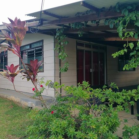 Pension Taitaa Tubuai Mataura Ngoại thất bức ảnh
